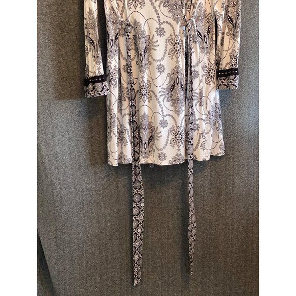Donatella Studio wrap Robe Belt Black White Floral Paisley Soft Bath Lounge Sle - Picture 10 of 12